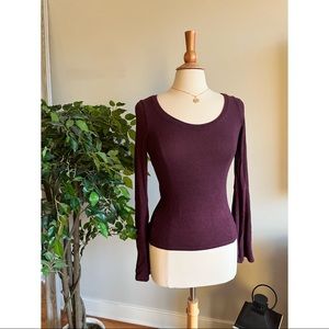 EUC Hollister soft bell sleeve maroon top